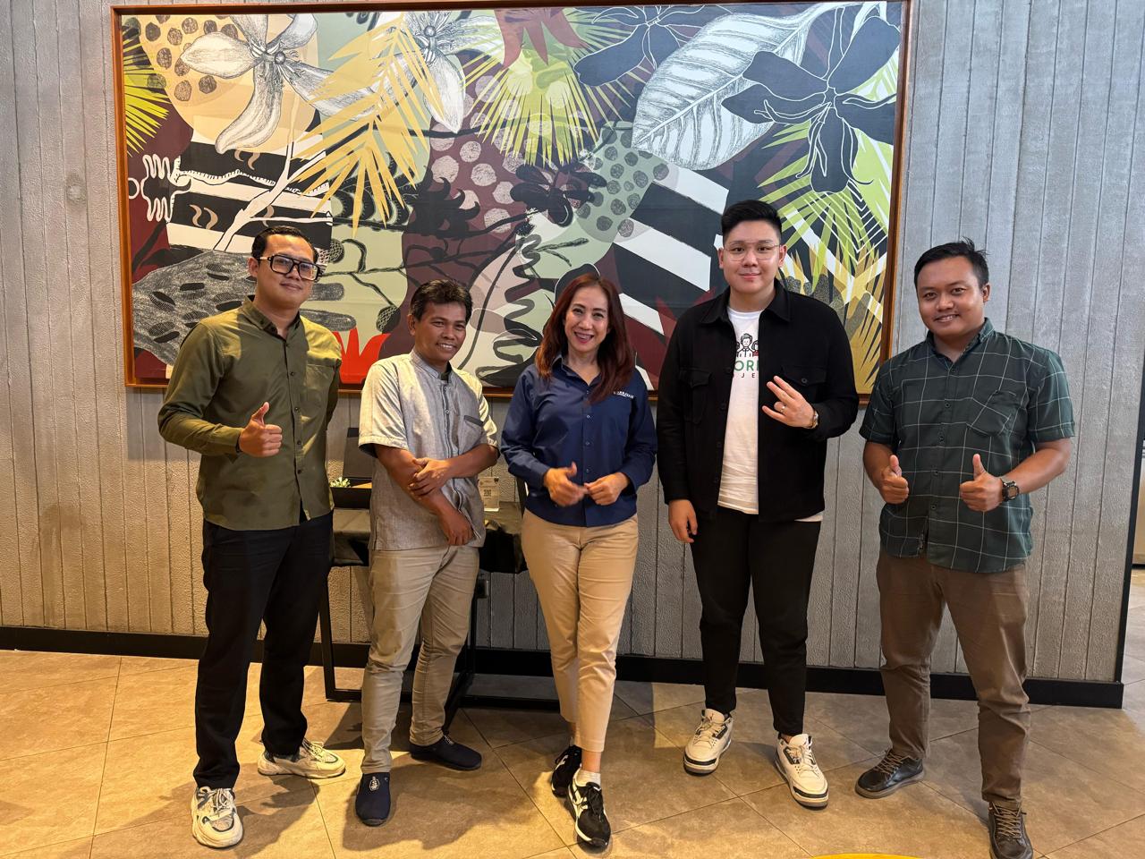 f030c493-ce6c-4e1b-b186-30916b7964fc